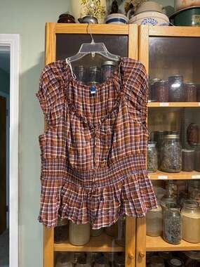 Old Navy Women's 2X Plaid Smocked-Waist Short-Sleeve Peplum Top